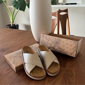 Free People Sideline Footbed sandals in Dove Grey Size 38